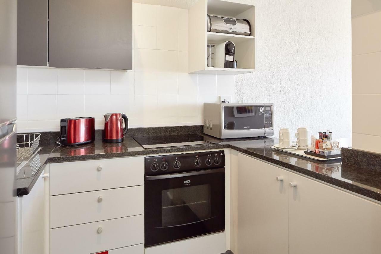 First Group Riviera Suites Kapsztad Zewnętrze zdjęcie